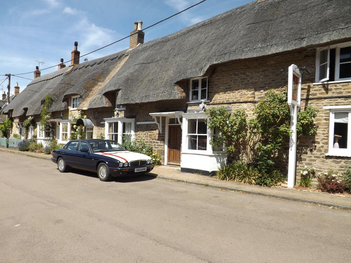 The Vane Arms Hotel Sudborough ภายนอก รูปภาพ